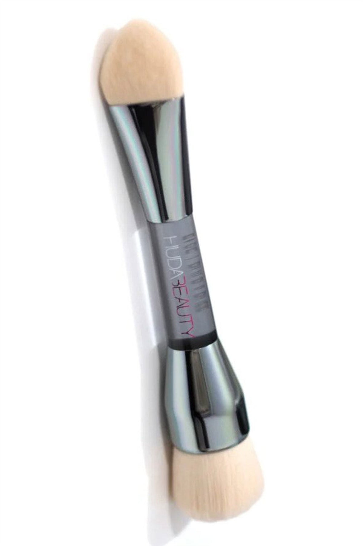 HUDA FACE/BUILD & BUFF FOUNDATION BRUSH