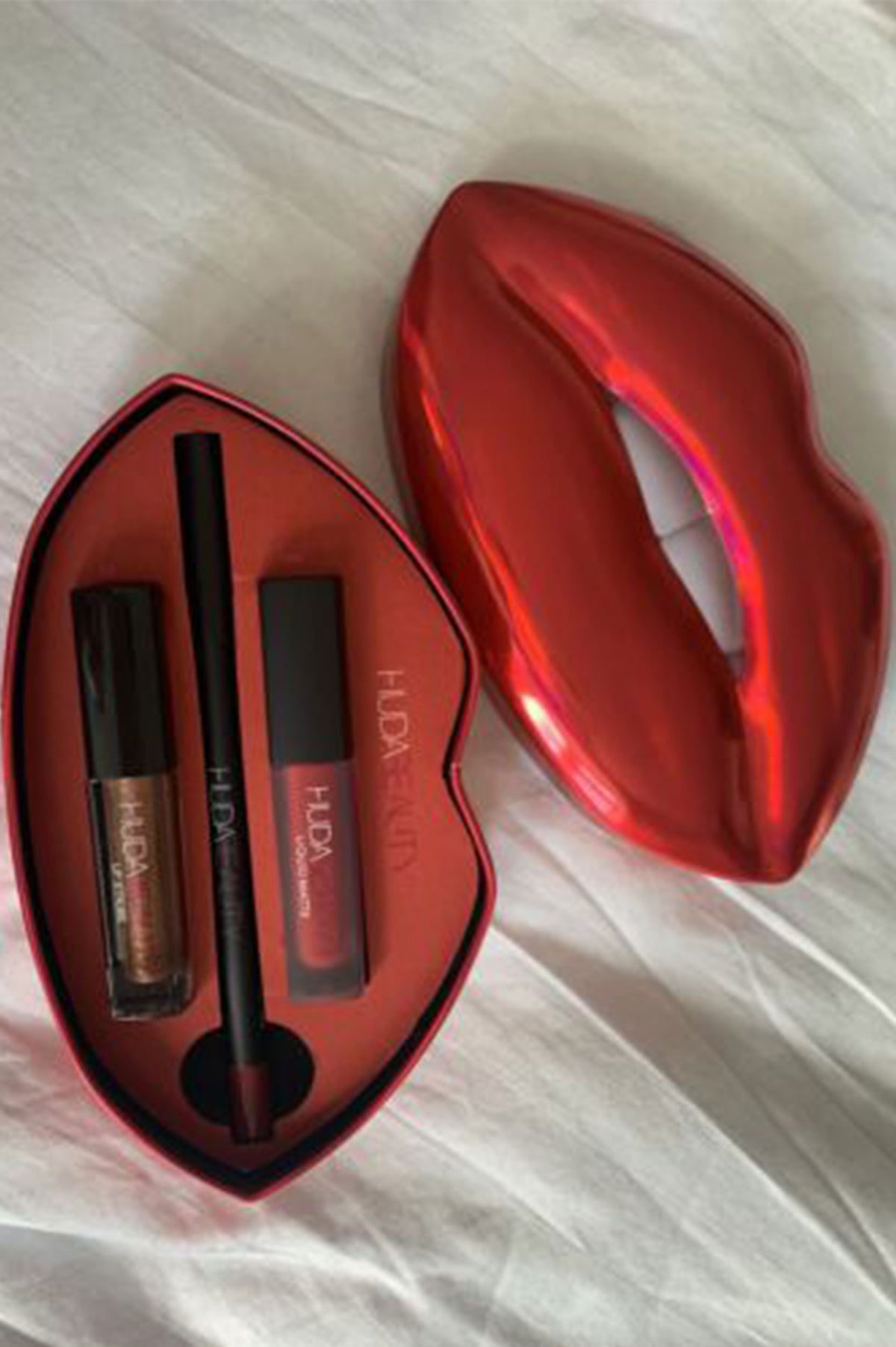 HUDA MINI SET HEARTBREAKER