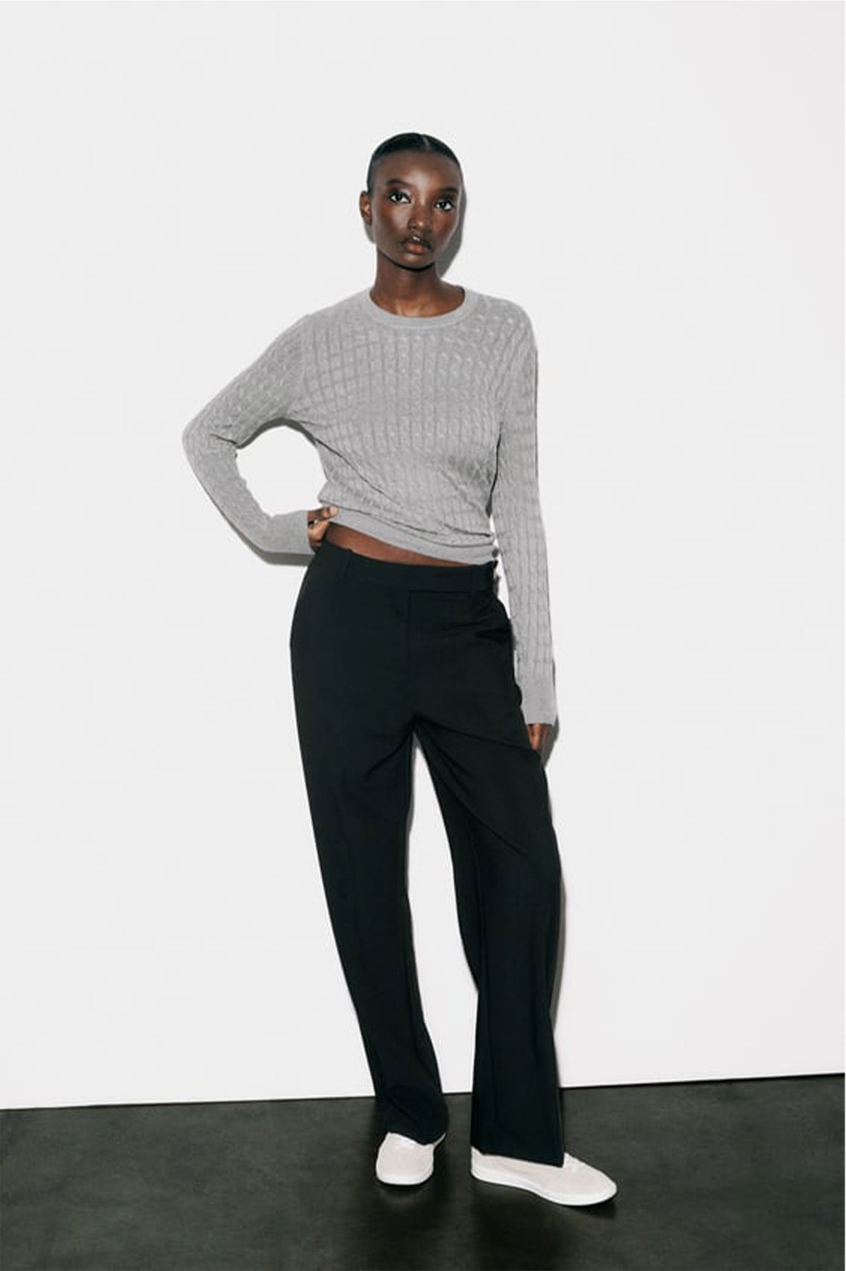 ZARA ROUND NECK CABLE-KNIT SWEATER