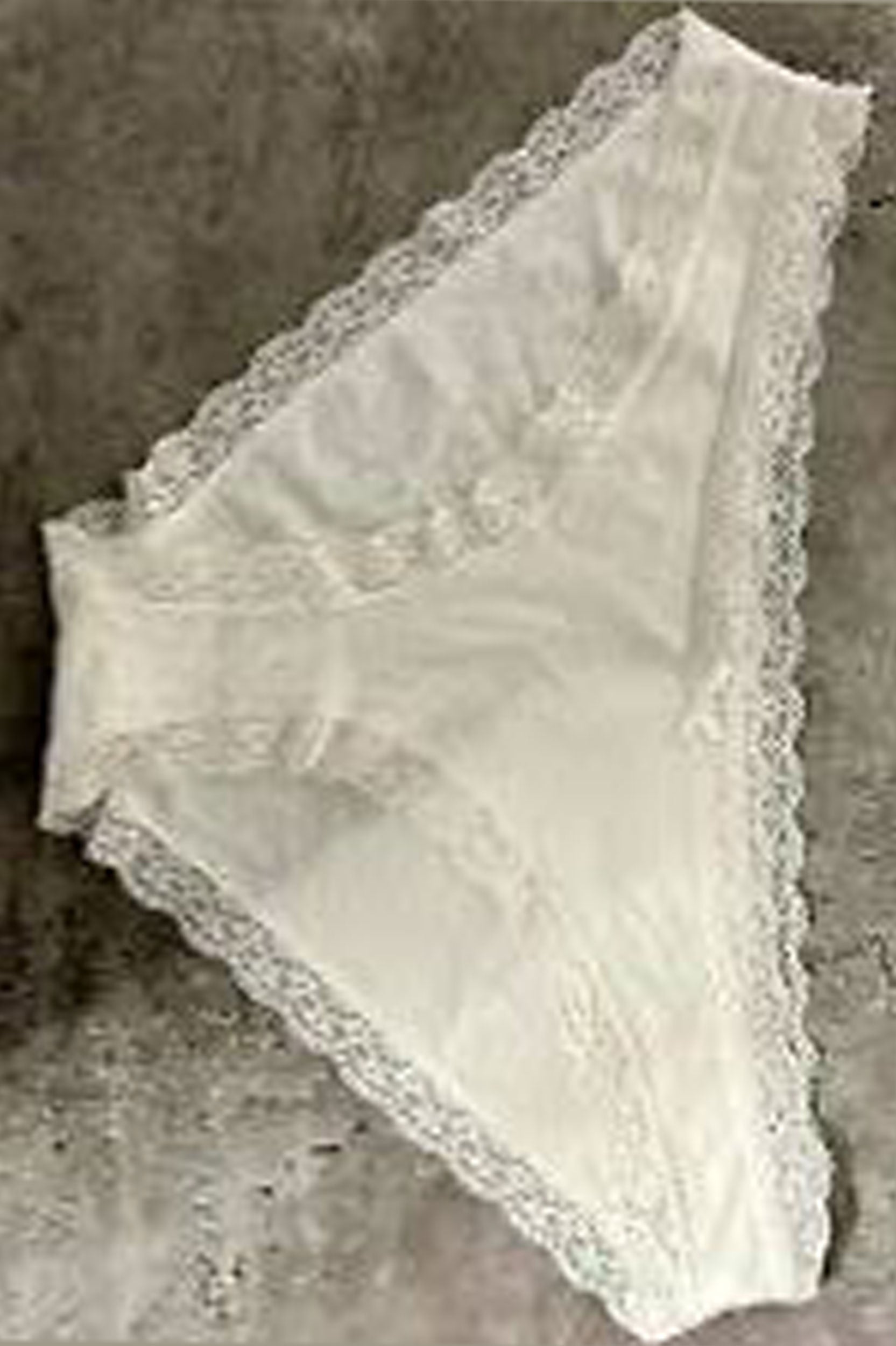 SECRET POSSESION WHITE 3 SET LACE MINI KNICKERS